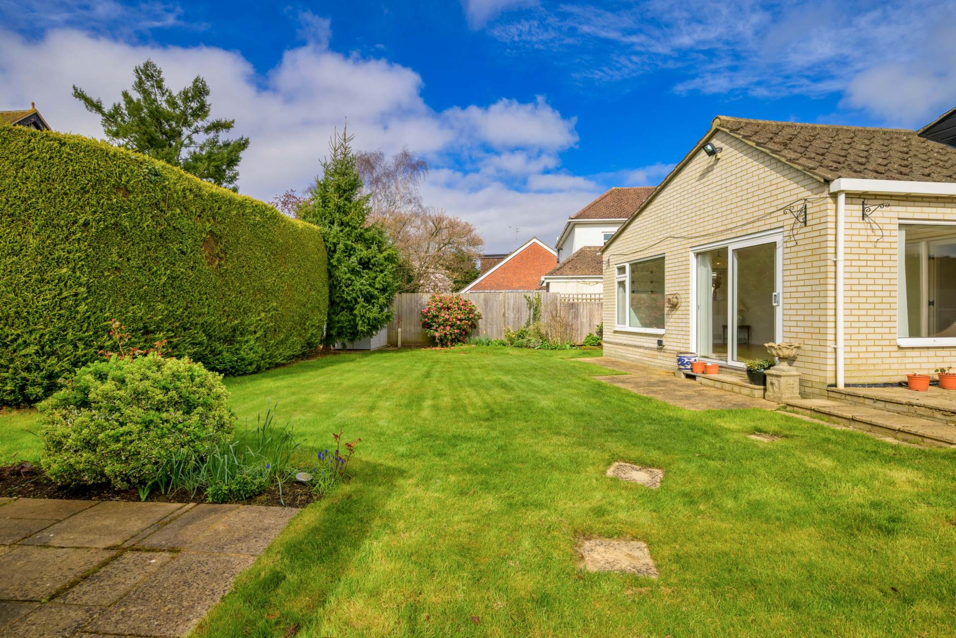 Ilkley Road, Caversham Heights, Image 21