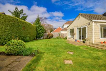 Ilkley Road, Caversham Heights, Image 21