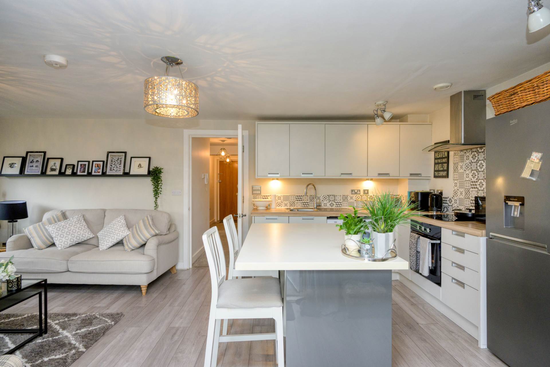Grove Hill Close, Caversham, Image 4