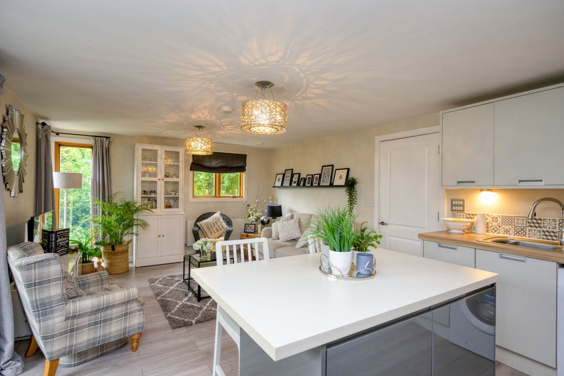 Grove Hill Close, Caversham, Image 6