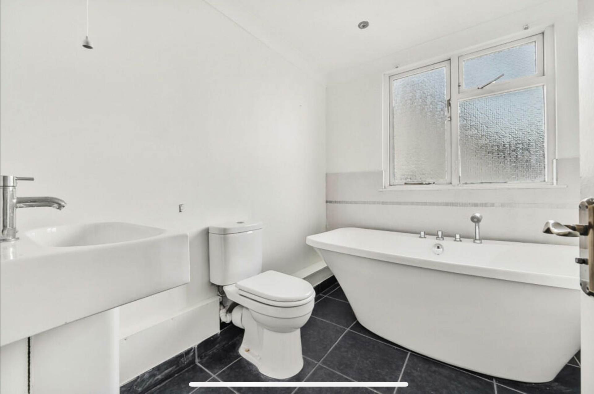 Upper Woodcote Road, Caversham Heights, Image 18