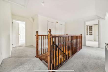 Upper Woodcote Road, Caversham Heights, Image 11