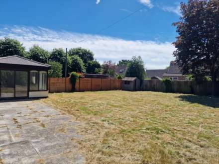 Upper Woodcote Road, Caversham Heights, Image 4