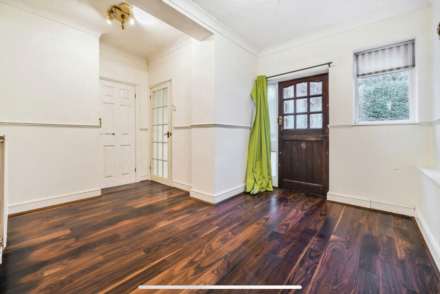 Upper Woodcote Road, Caversham Heights, Image 9
