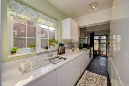 Peppard Road, Emmer Green, Image 10