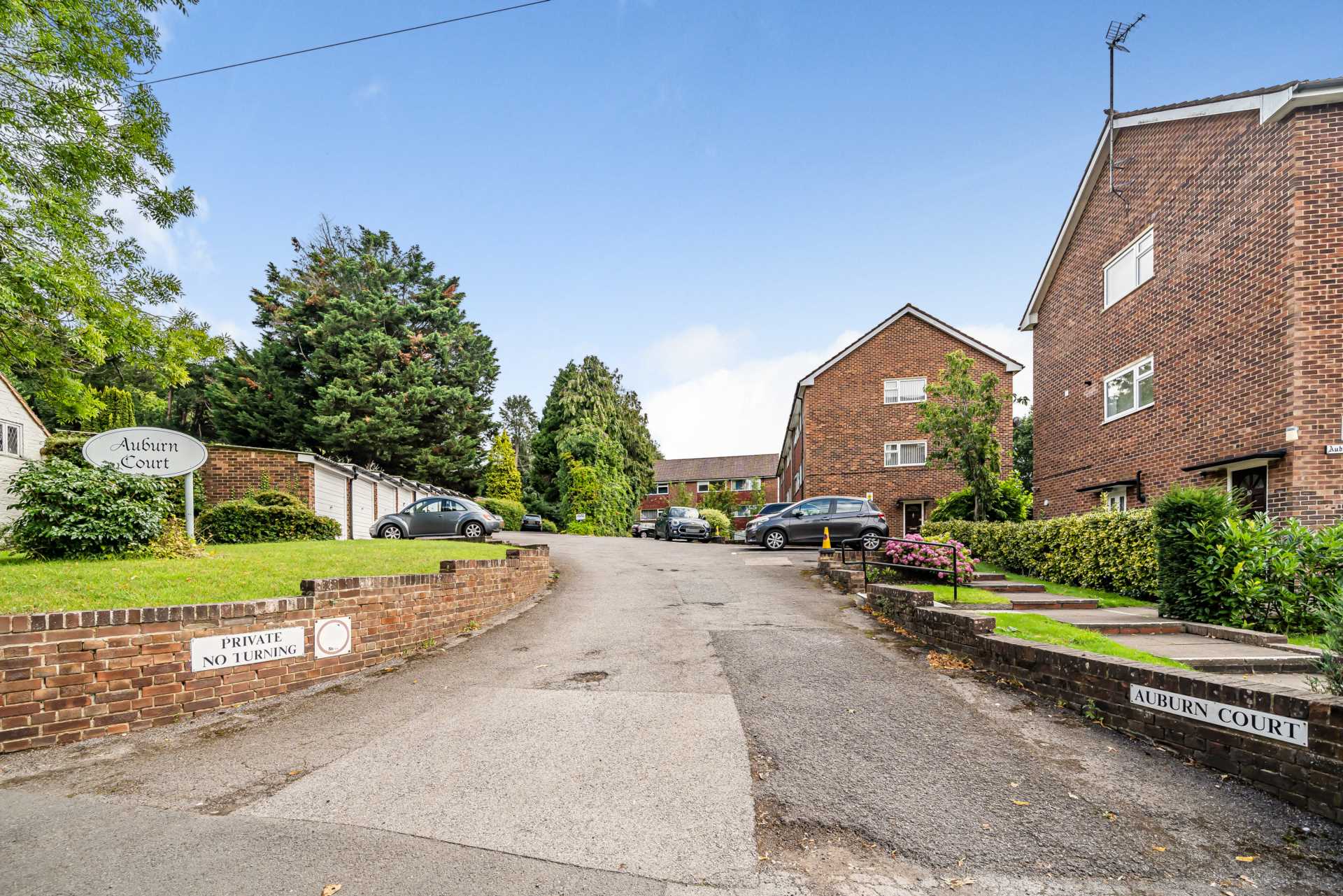 Auburn Court, Caversham, Image 13