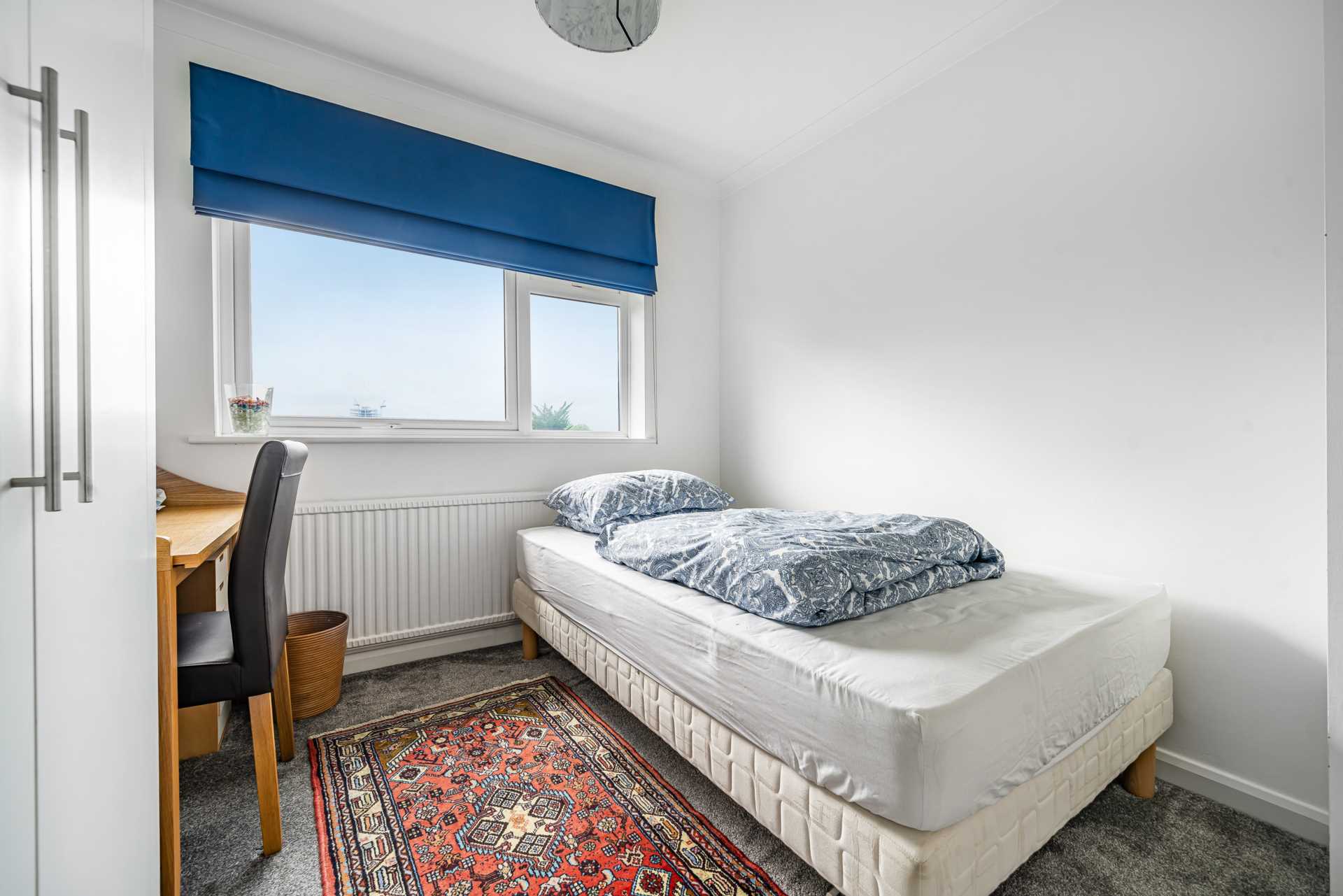 Auburn Court, Caversham, Image 9