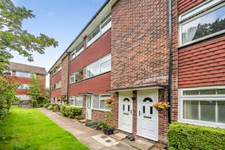 Auburn Court, Caversham, Image 1