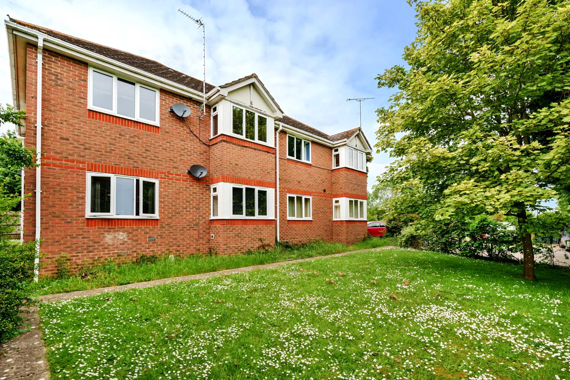 Lowfield Road, Caversham Park, Image 14