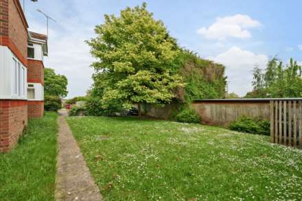 Lowfield Road, Caversham Park, Image 5