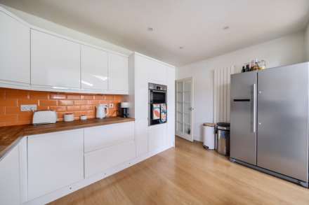 Kidmore Road, Caversham Heights, Image 10