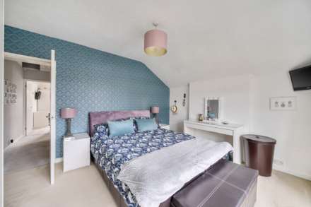 Kidmore Road, Caversham Heights, Image 15