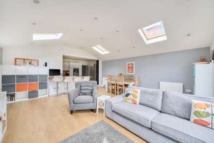 Kidmore Road, Caversham Heights, Image 7