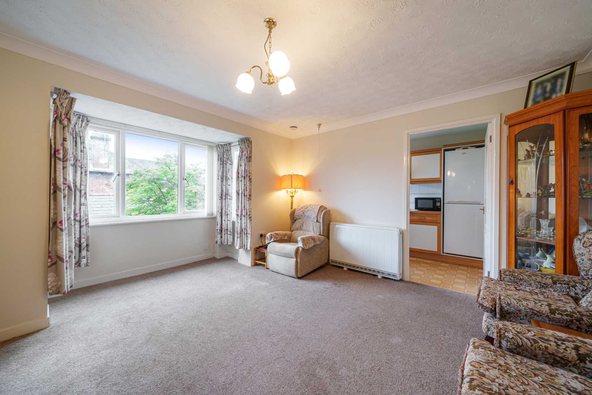 Fishers Court Peppard Road, Emmer Green, Image 3