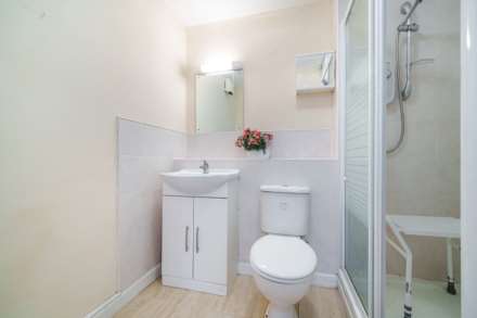 Fishers Court Peppard Road, Emmer Green, Image 9