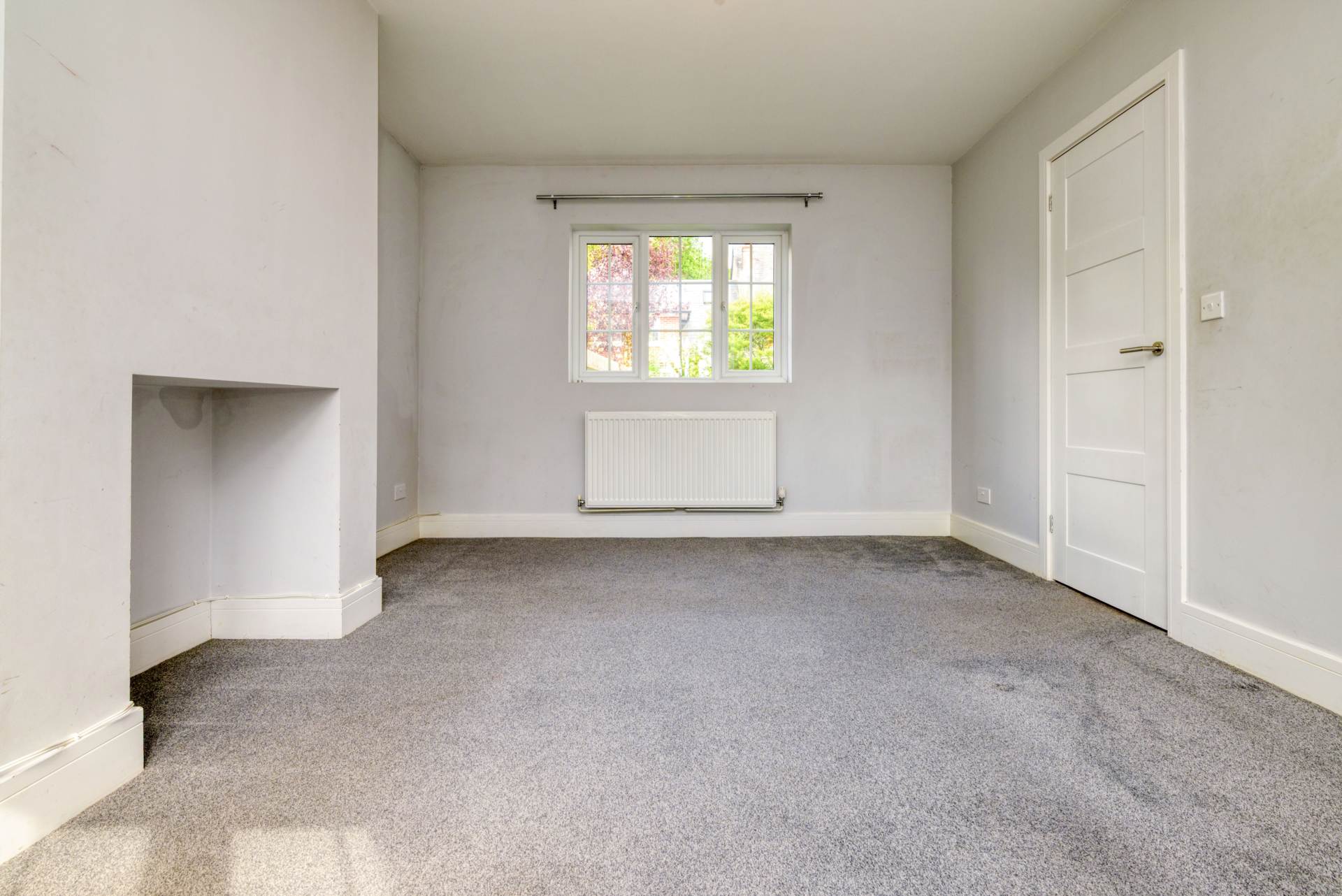 Kidmore End Road, Emmer Green, Image 7