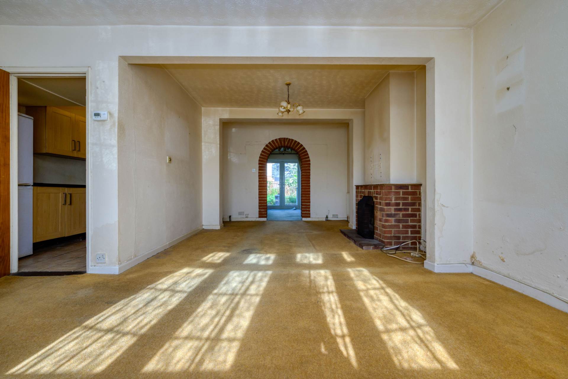 Kidmore End Road, Emmer Green, Image 3