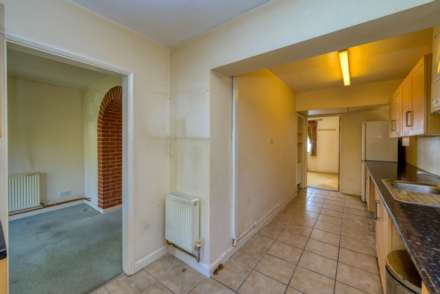 Kidmore End Road, Emmer Green, Image 7