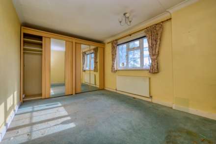 Kidmore End Road, Emmer Green, Image 8