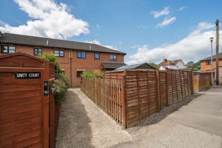 Unity Court, Emmer Green, Image 12