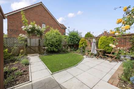 Unity Court, Emmer Green, Image 9