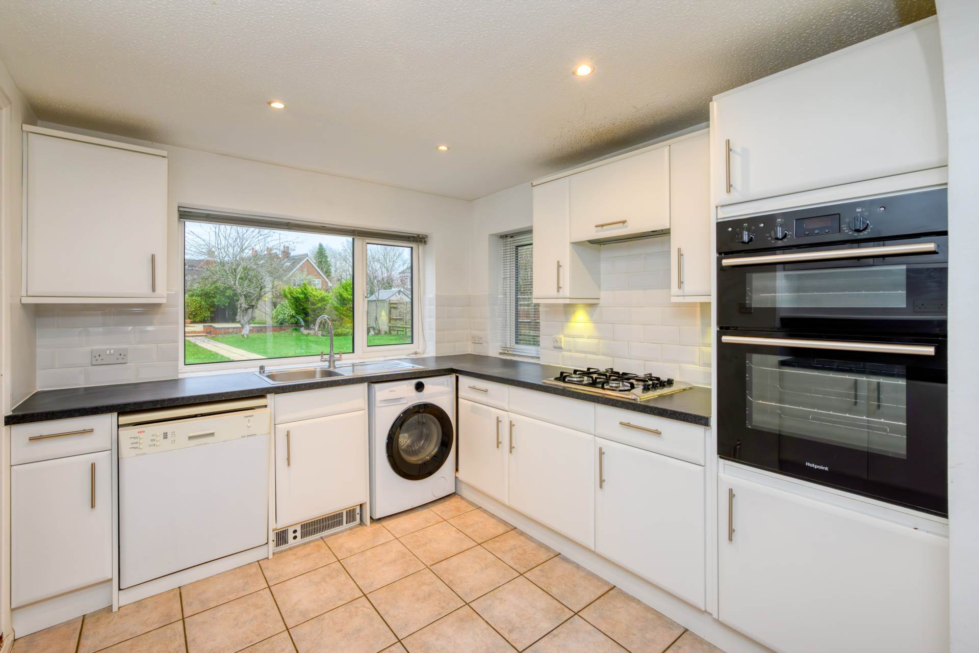 Marchwood Ave, Emmer Green, Image 4