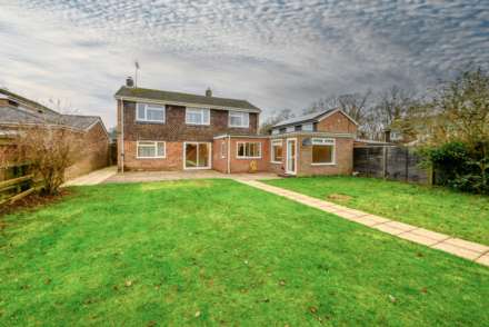 Marchwood Ave, Emmer Green, Image 24