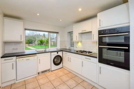 Marchwood Ave, Emmer Green, Image 4