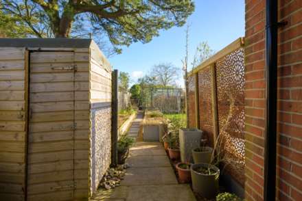 Upper Woodcote, Caversham Heights, Image 17