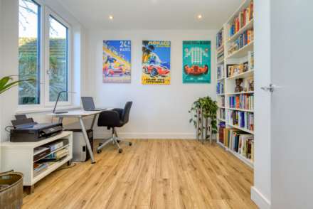 Upper Woodcote, Caversham Heights, Image 7