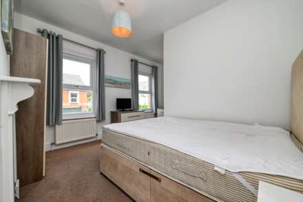 Hemdean Road, Caversham, Image 11