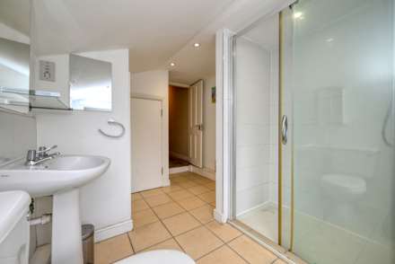 Hemdean Road, Caversham, Image 12