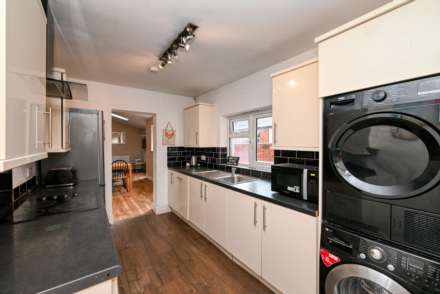 Hemdean Road, Caversham, Image 4