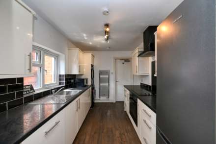 Hemdean Road, Caversham, Image 7