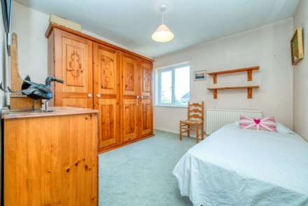 Odiham Avenue, Caversham Park, Image 8