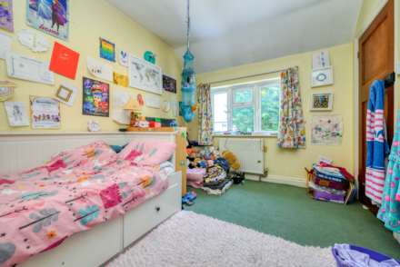 Barclose Avenue, Caversham, Image 11