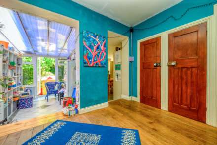 Barclose Avenue, Caversham, Image 7