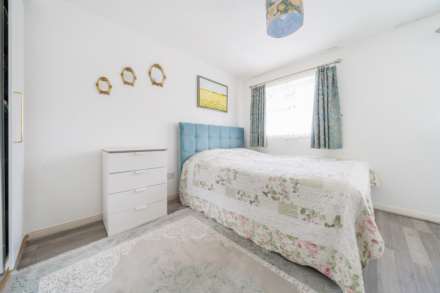 Clonmel Close, Caversham, Image 7