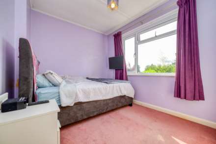 Cawsam Gardens, Caversham, Image 10