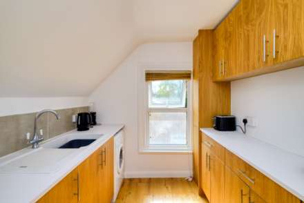 Henley Road, Caversham, Image 3