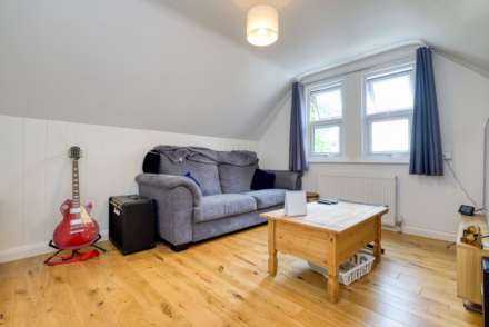 Henley Road, Caversham, Image 5