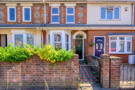 Briants Avenue, Caversham