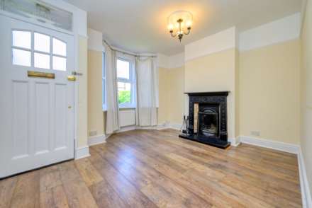 Briants Avenue, Caversham, Image 2