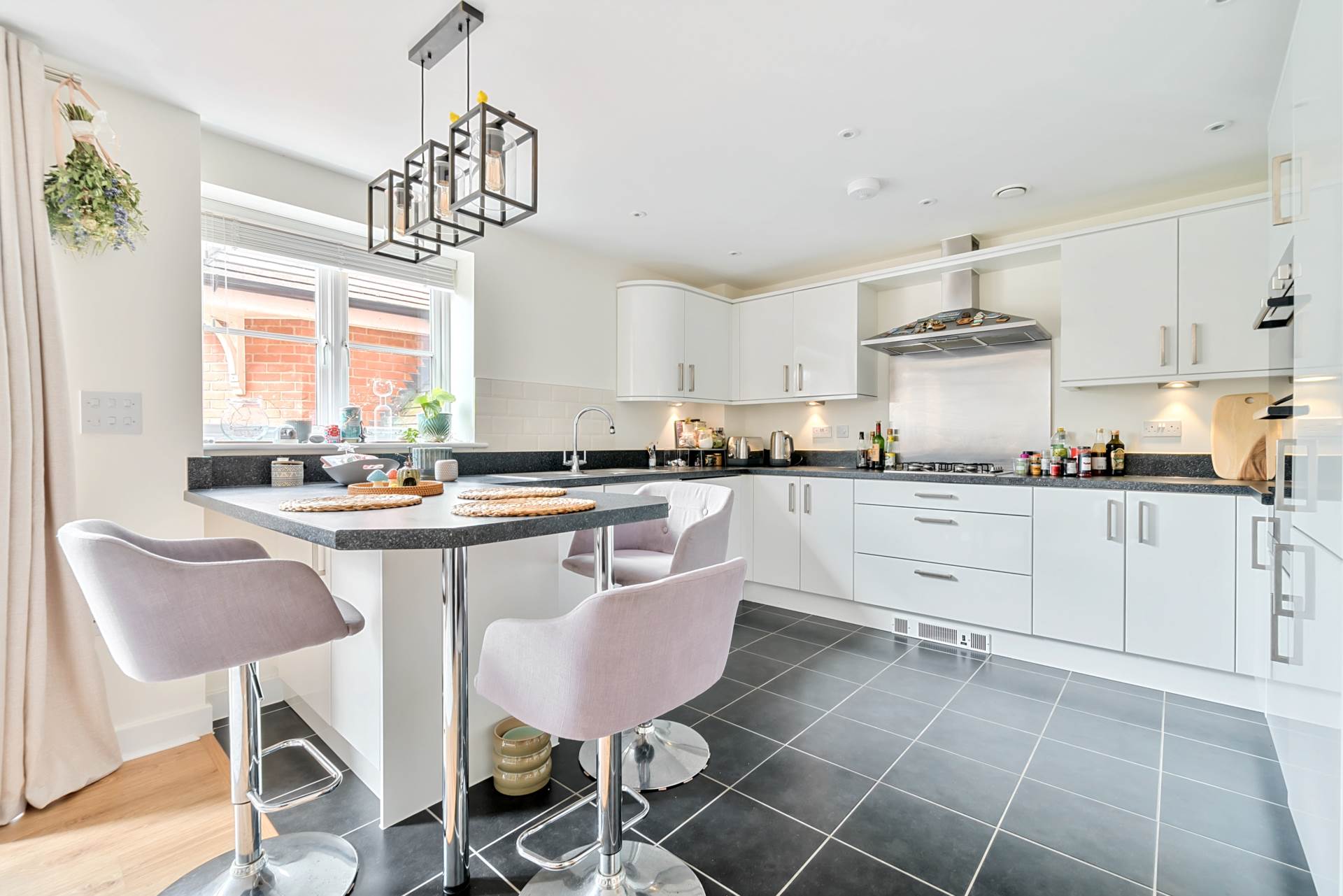 Gosbrook Road, Caversham, Image 2