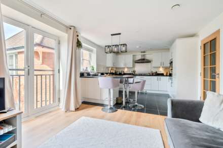 Gosbrook Road, Caversham, Image 3