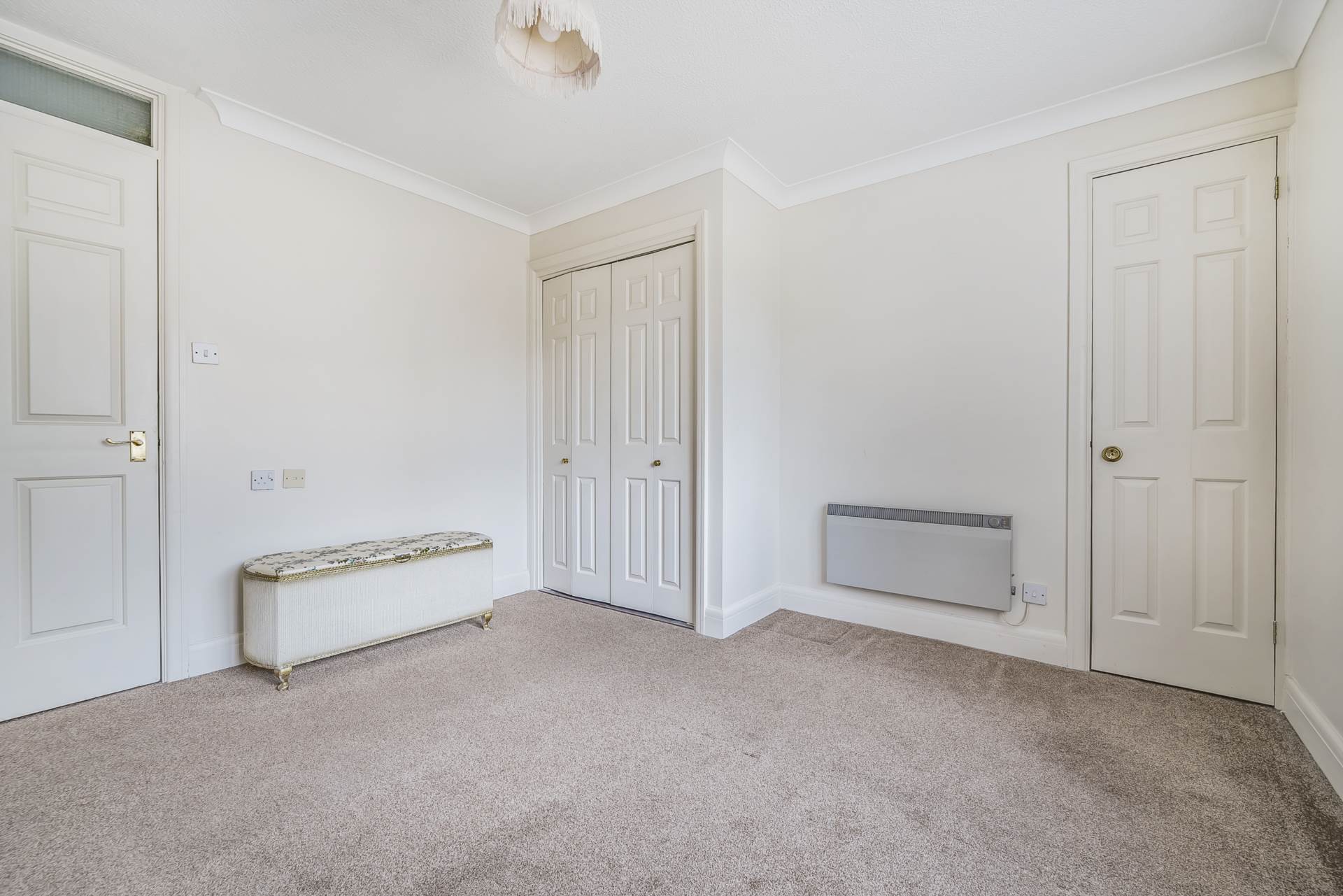 Chiltern Court, Emmer Green, Image 10