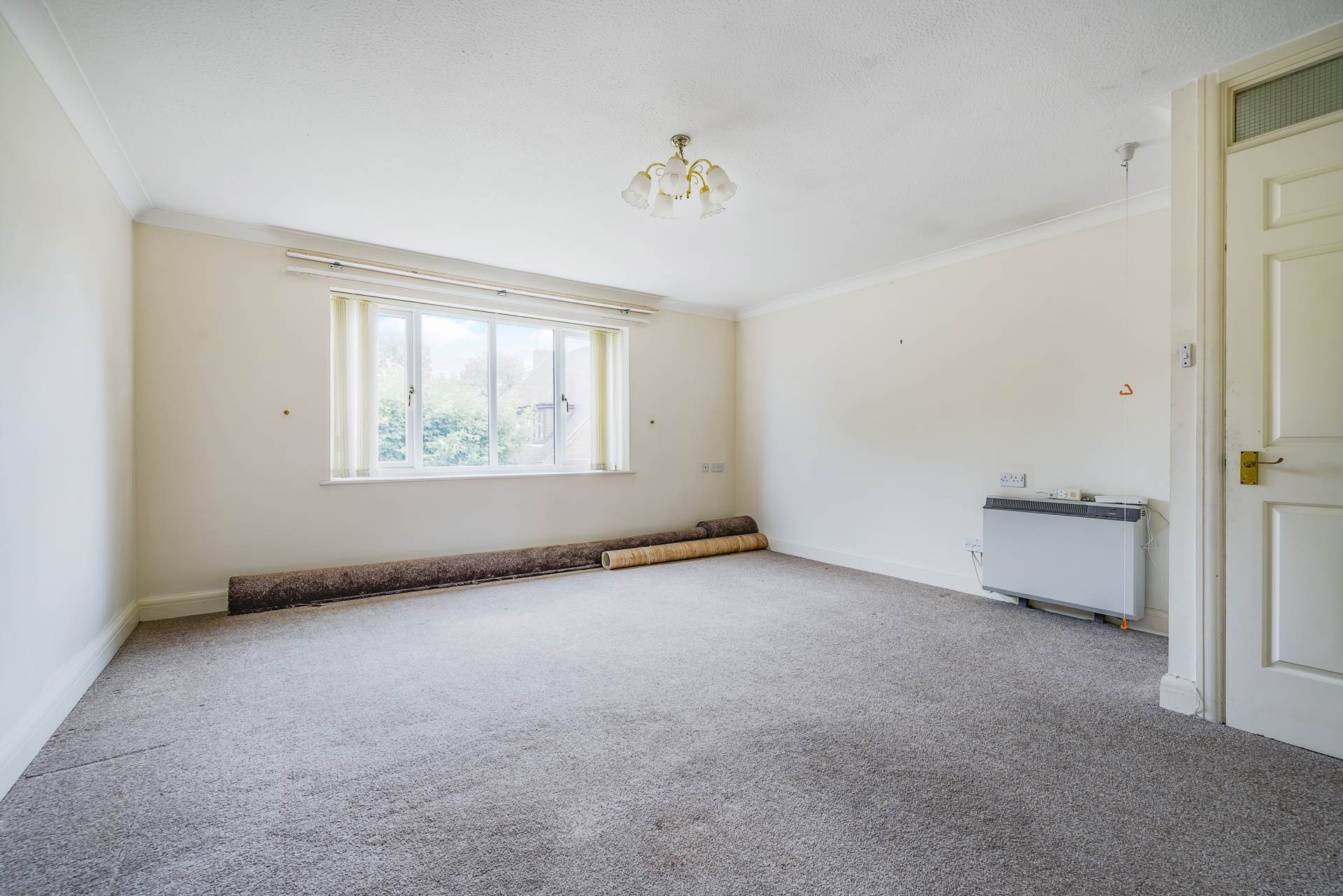 Chiltern Court, Emmer Green, Image 7