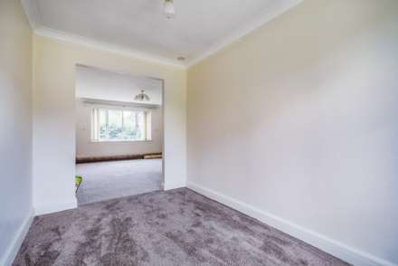 Chiltern Court, Emmer Green, Image 9