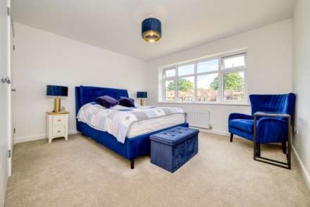 St. Andrews Road, Caversham Heights, Image 12