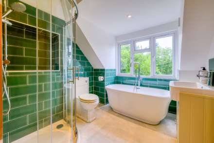 St. Andrews Road, Caversham Heights, Image 21